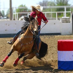 Meet your Posher, Talia